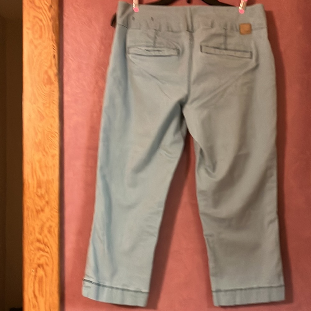 Classic Fit Light Blue Jeans. 2 small stains, barely visible. - Picture 3 of 8